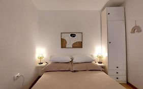 Assi Room