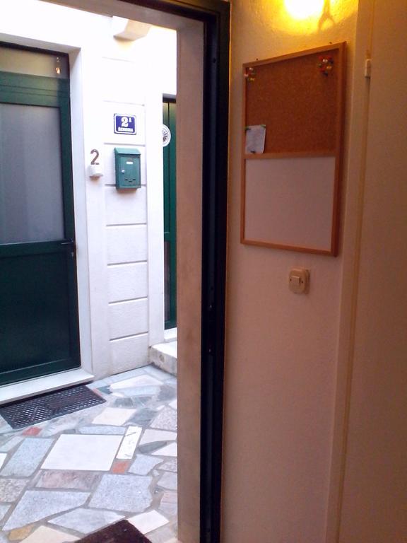 Assi Room Split Exterior foto