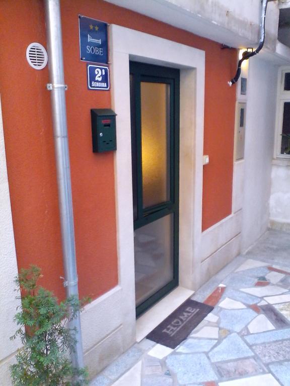 Assi Room Split Exterior foto