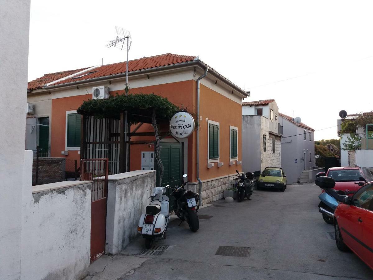 Assi Room Split Exterior foto